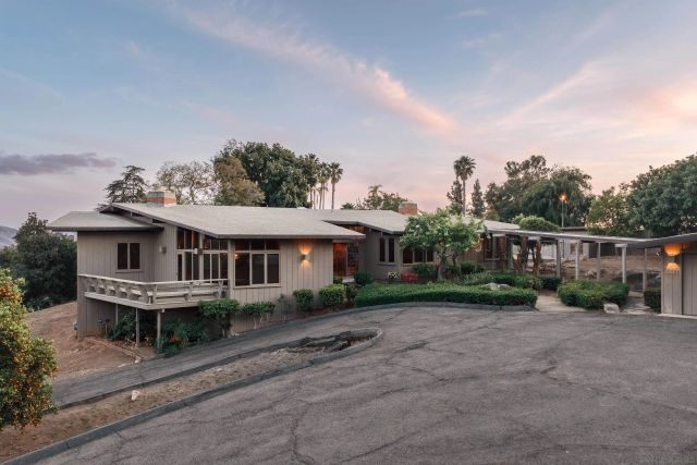 10535 Fuerte Drive, La Mesa, CA 91941