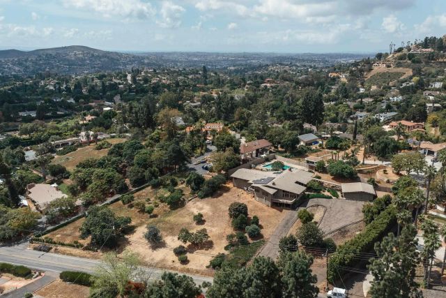 10535 Fuerte Drive, La Mesa, CA 91941