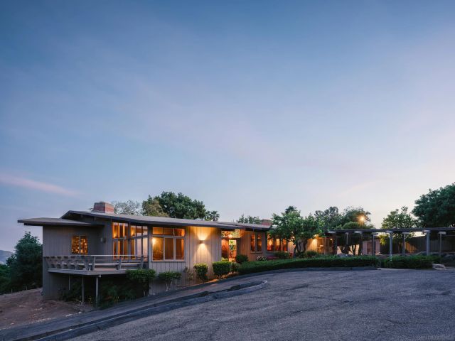 10535 Fuerte Drive, La Mesa, CA 91941