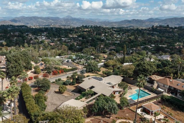 10535 Fuerte Drive, La Mesa, CA 91941