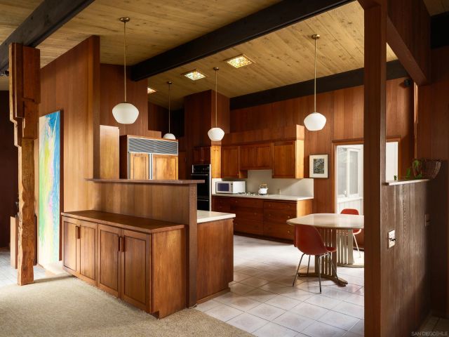 10535 Fuerte Drive, La Mesa, CA 91941