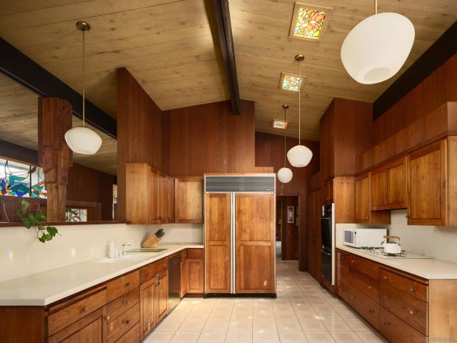 10535 Fuerte Drive, La Mesa, CA 91941