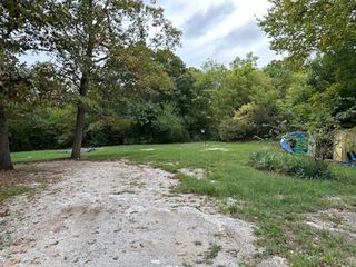 Snow Court, Everton, AR 72633