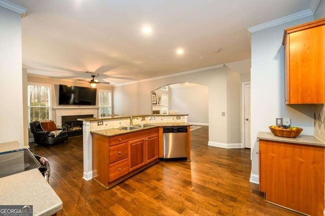 284 Graymist Path, Loganville, GA 30052