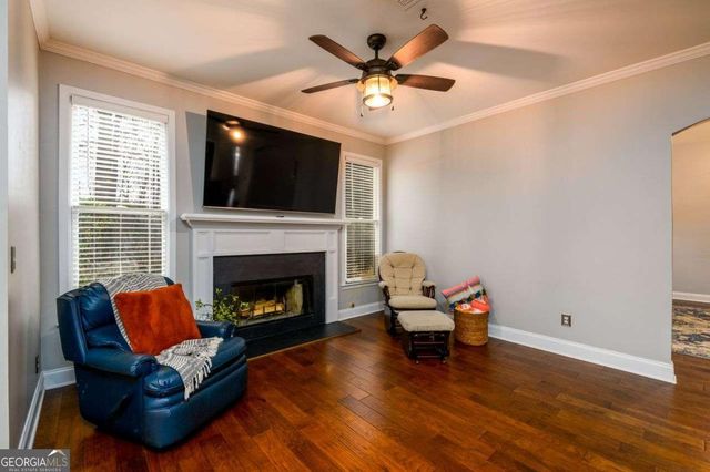 284 Graymist Path, Loganville, GA 30052