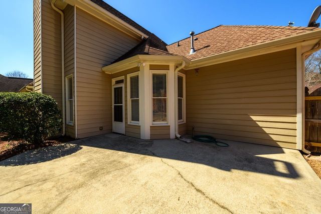 284 Graymist Path, Loganville, GA 30052