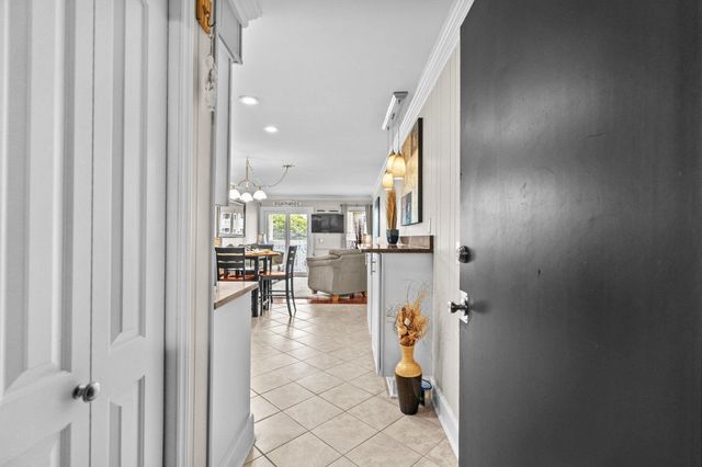 9660 Shore Dr Unit 103, Myrtle Beach, SC 29572