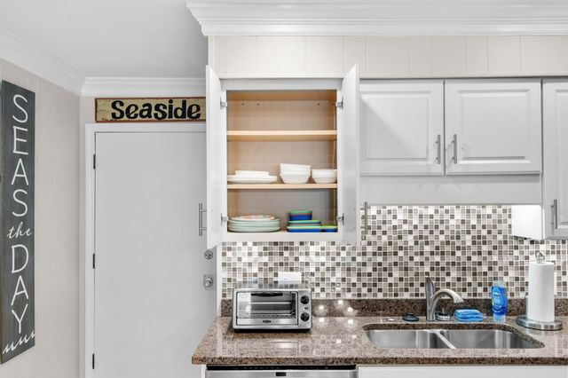 9660 Shore Dr Unit 103, Myrtle Beach, SC 29572