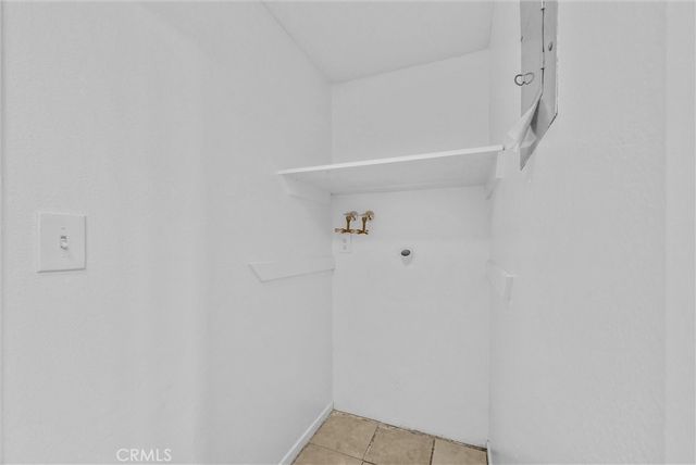 678 Azure Lane 5, Corona, CA 92879