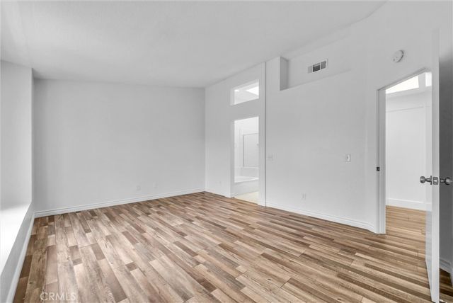 678 Azure Lane 5, Corona, CA 92879