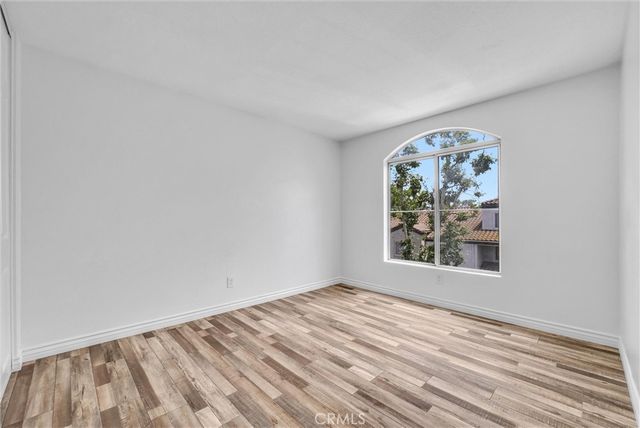 678 Azure Lane 5, Corona, CA 92879