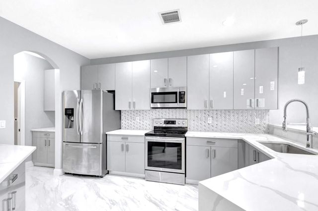 6453 Paradise Cove, West Palm Beach, FL 33411
