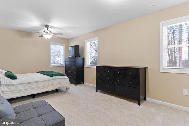 214 W RIDGE, Dillsburg, PA 17019