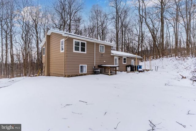 214 W RIDGE, Dillsburg, PA 17019