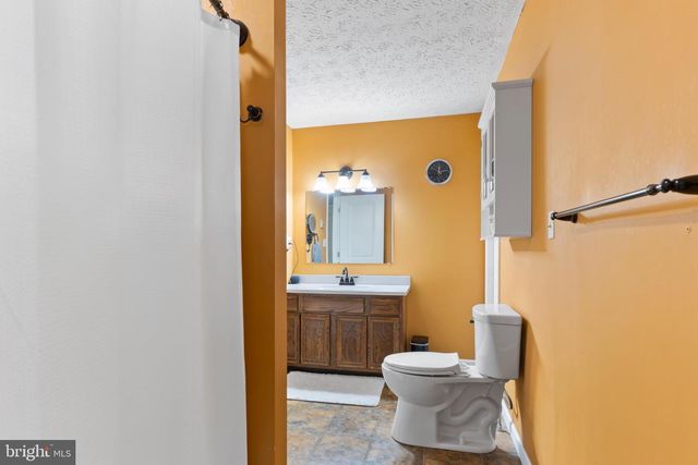 214 W RIDGE, Dillsburg, PA 17019