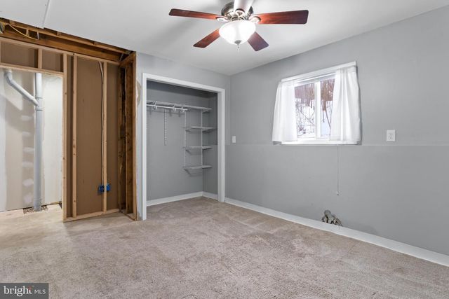 214 W RIDGE, Dillsburg, PA 17019