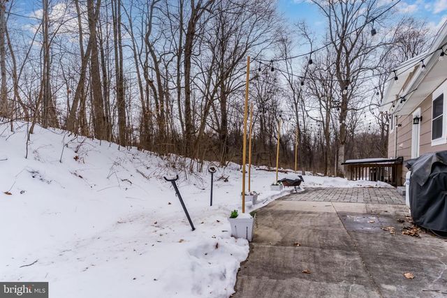 214 W RIDGE, Dillsburg, PA 17019