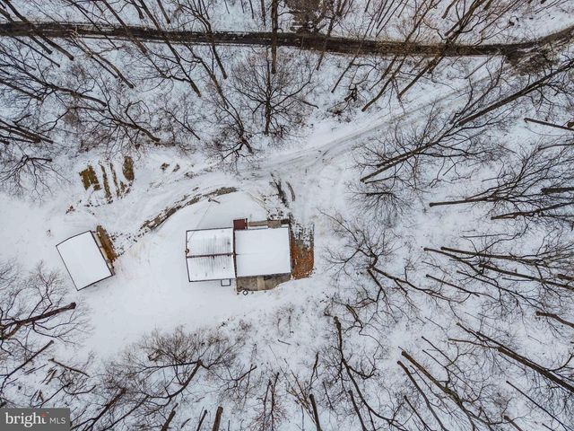 214 W RIDGE, Dillsburg, PA 17019