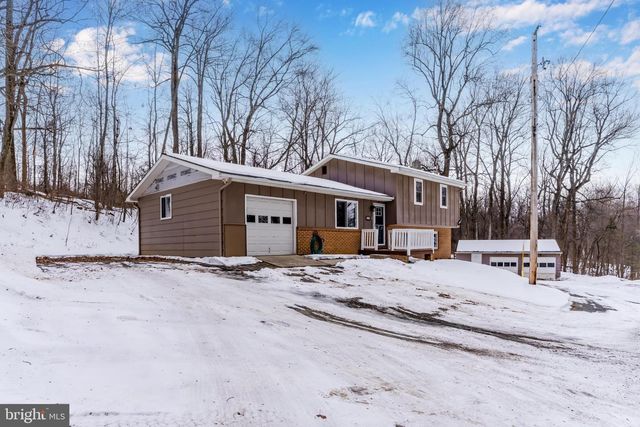 214 W RIDGE, Dillsburg, PA 17019