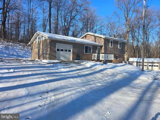 214 RIDGE, Dillsburg, PA 17019