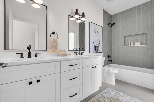 3002 W PLATT 2, Tampa, FL 33609