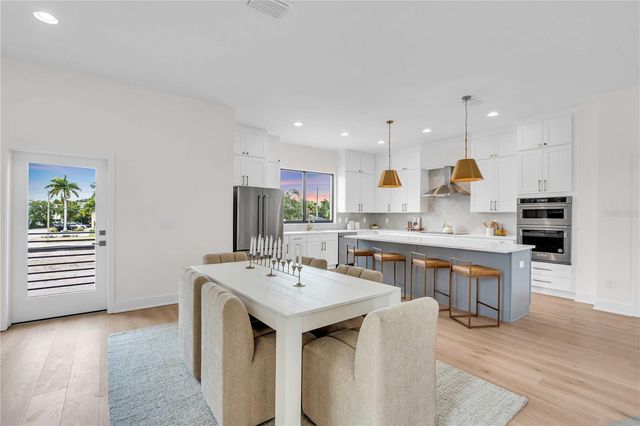 3002 W PLATT 2, Tampa, FL 33609