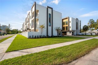 3002 W PLATT 2, Tampa, FL 33609