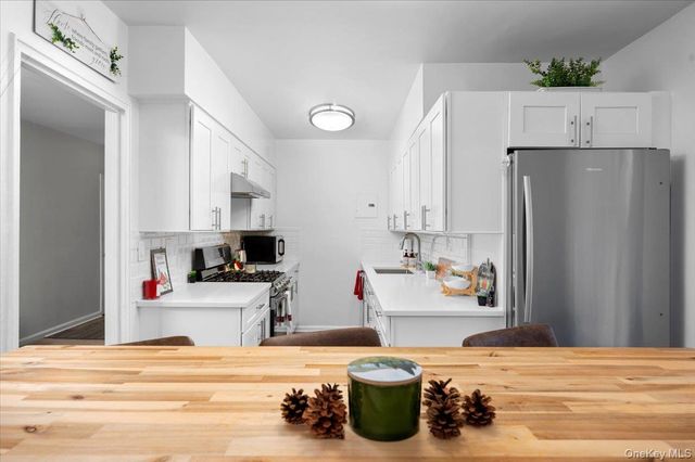 13 Bryant Crescent 2K, White Plains, NY 10604