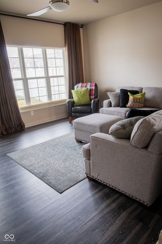 15428 Smithfield Drive, Westfield, IN 46074