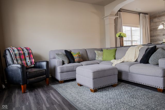 15428 Smithfield Drive, Westfield, IN 46074