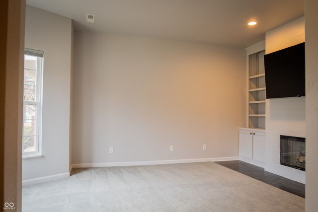 15428 Smithfield Drive, Westfield, IN 46074