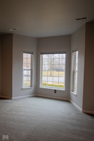 15428 Smithfield Drive, Westfield, IN 46074