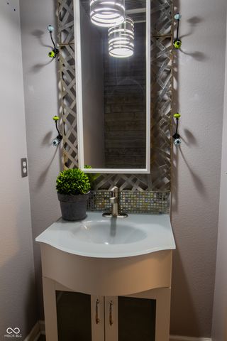 15428 Smithfield Drive, Westfield, IN 46074