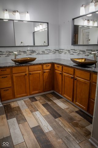 15428 Smithfield Drive, Westfield, IN 46074