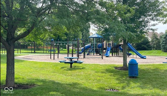 15428 Smithfield Drive, Westfield, IN 46074