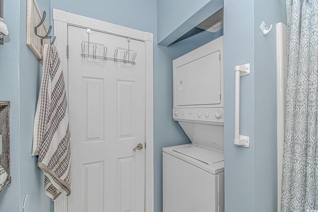 4173 Hibiscus Dr Apt 102, Little River, SC 29566