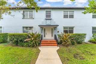 5685 SW 80th St 58B, Miami, FL 33143