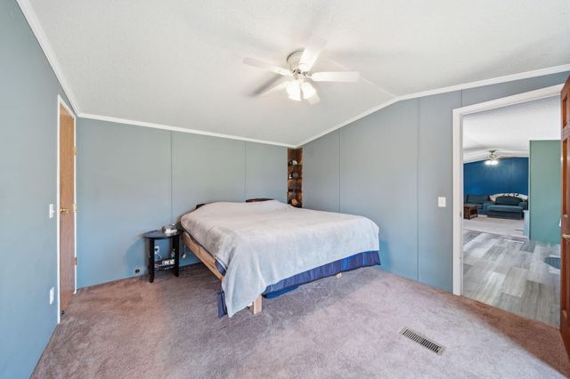 2752 W Mosherville Road, Jonesville, MI 49250