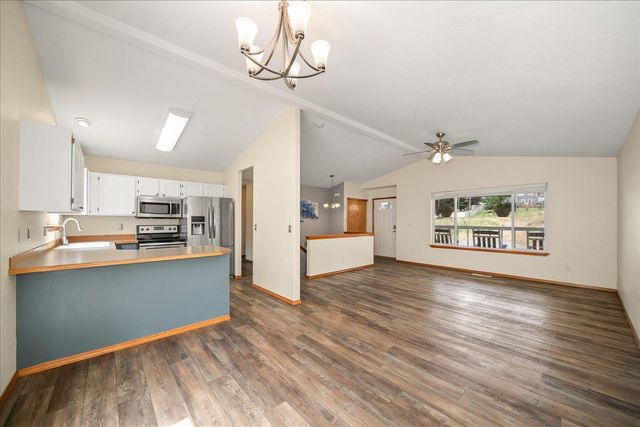 8202 E Tony Ln, Spokane, WA 99217