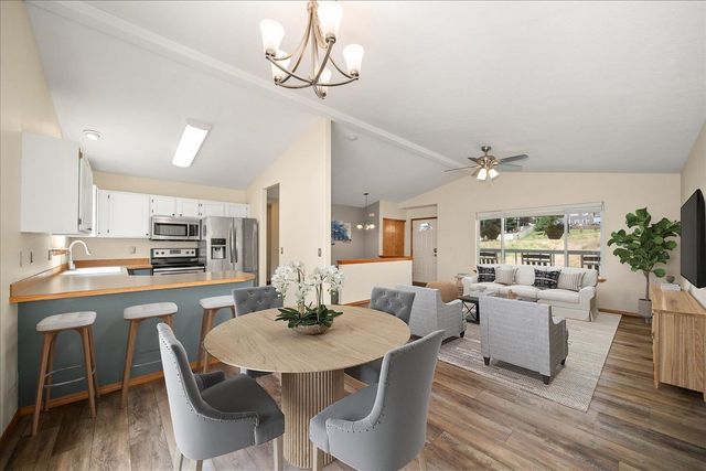 8202 E Tony Ln, Spokane, WA 99217