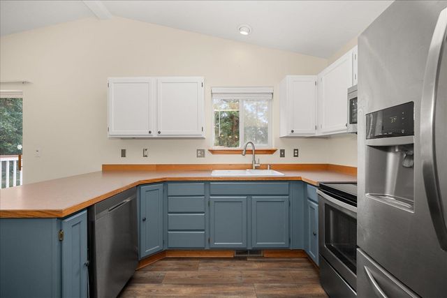 8202 E Tony Ln, Spokane, WA 99217
