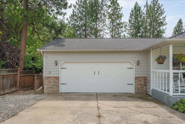 8202 E Tony Ln, Spokane, WA 99217