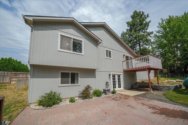8202 E Tony Ln, Spokane, WA 99217