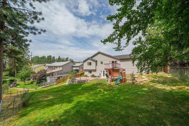 8202 E Tony Ln, Spokane, WA 99217