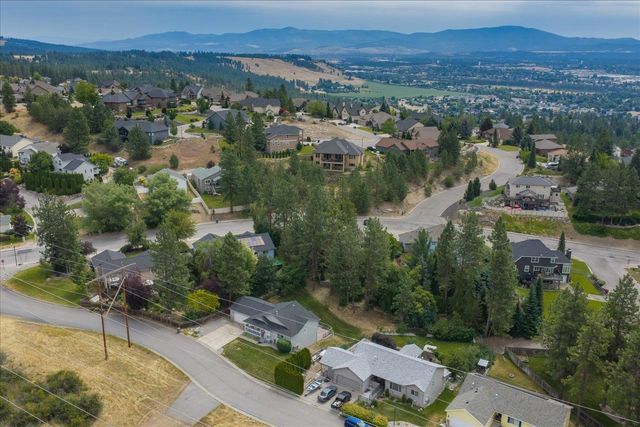 8202 E Tony Ln, Spokane, WA 99217
