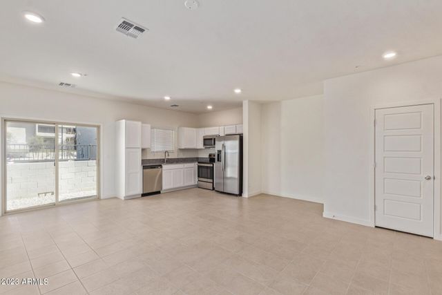 2280 W Laurie Lane, Phoenix, AZ 85021