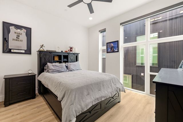 2102 N Prairie Avenue 102, Dallas, TX 75204