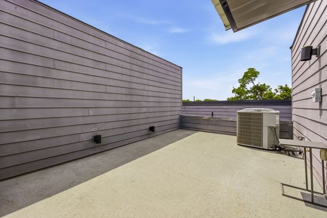 2102 N Prairie Avenue 102, Dallas, TX 75204
