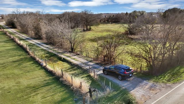 7320 Retta Mansfield Road, Mansfield, TX 76063