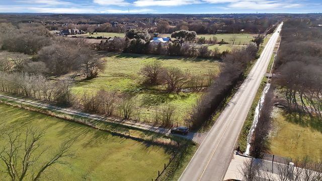 7320 Retta Mansfield Road, Mansfield, TX 76063